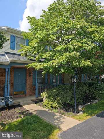 730 ROBIN HILL CIRCLE, YORK, PA 17404