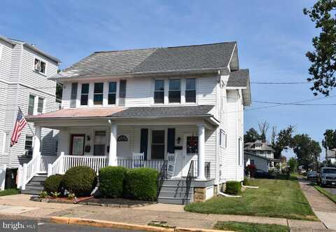301 CONOVER STREET, BURLINGTON, NJ 08016