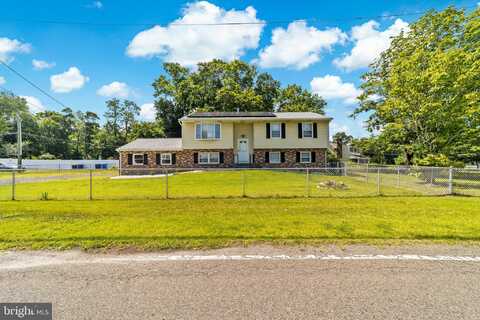 410 LEWISTOWN ROAD, COLUMBUS, NJ 08022