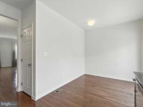 42896 PAMPLIN TERRACE, CHANTILLY, VA 20152