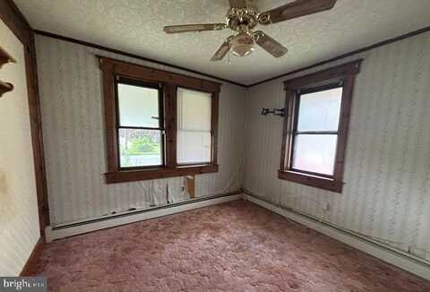 526 MANOR ROAD, BEVERLY, NJ 08010