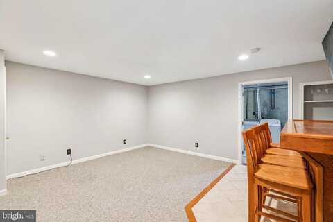 5531 RINKER CIRCLE, DOYLESTOWN, PA 18902