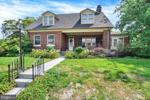 15 N HARLAN STREET, YORK, PA 17402
