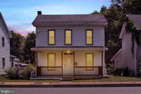 1002 N MARKET STREET, DUNCANNON, PA 17020