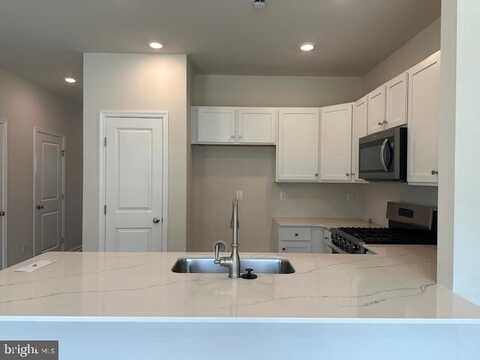 4 ANNA LANE, WESTAMPTON, NJ 08060