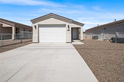 885 E Beverly Avenue, Kingman, AZ 86409