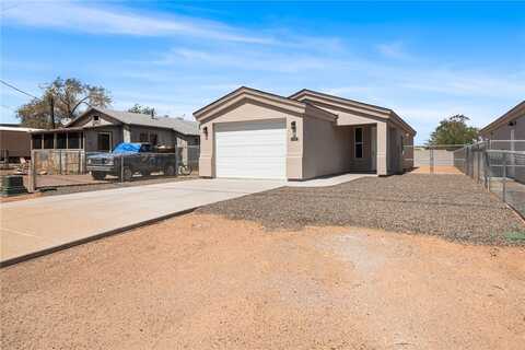 875 E Beverly Avenue, Kingman, AZ 86409