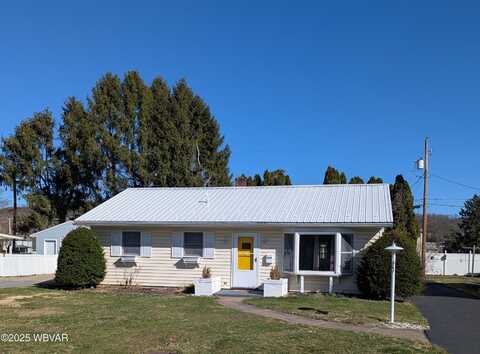 1717 BECHT ROAD, Williamsport, PA 17701