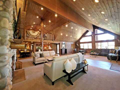 2070 Ridge View RD, Duck Creek Village, UT 84762