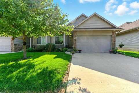 3632 Pheasant Lane, Waterloo, IA 50701