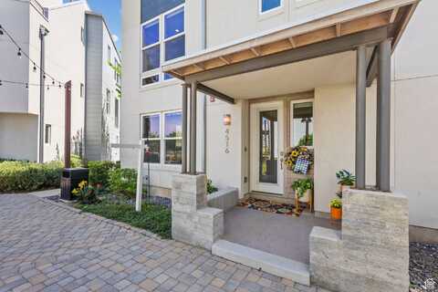 4516 W DAYBREAK RIM S, South Jordan, UT 84009