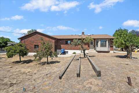 626 W 800 N, Clinton, UT 84015