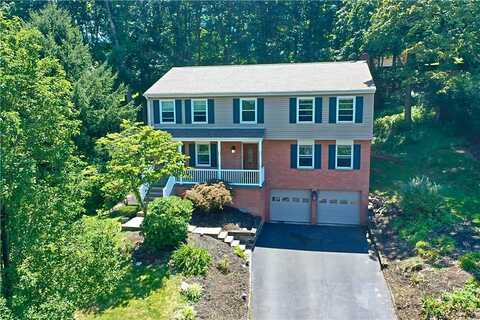 2597 Monterey Dr, St Clair, PA 15241