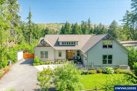 23757 Santiam Wy SE, Lyons, OR 97358