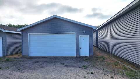 Short Drive unit: 33, Prudenville, MI 48651