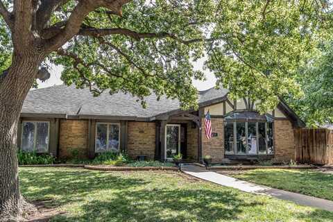 7020 ONEILL Drive, Amarillo, TX 79109