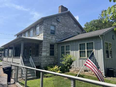 2469 Woodbury Pike, Woodbury, PA 16695