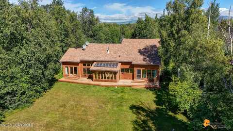 720 W Selina Lane, Wasilla, AK 99654