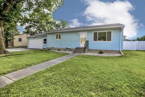 705 N High Street, Aberdeen, SD 57401