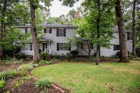 2240 N Big Oaks DR, Fayetteville, AR 72703