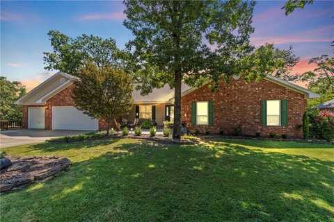 6 Belaire DR, Holiday Island, AR 72631