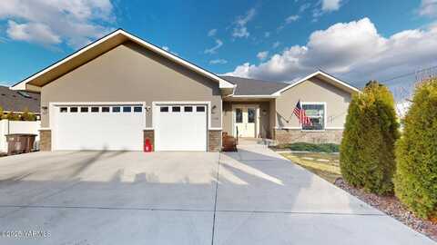 7106 Vista Ridge Ave, Yakima, WA 98903