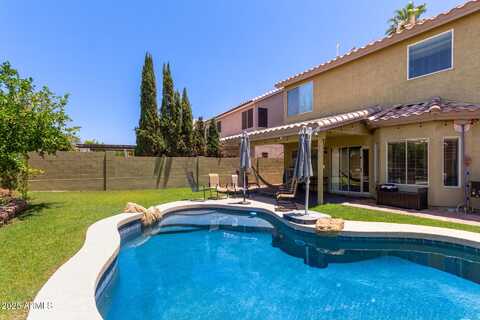 1560 E FLINT Street, Chandler, AZ 85225