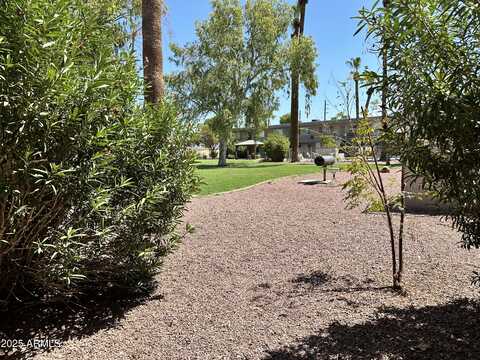 1111 E TURNEY Avenue, Phoenix, AZ 85014