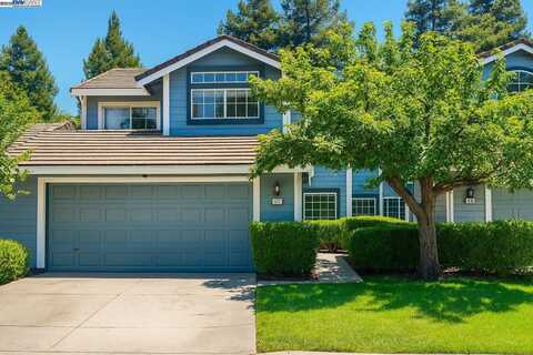 385 Kensington Cmn, Livermore, CA 94551