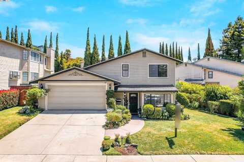 627 Alquire Pkwy, Hayward, CA 94544