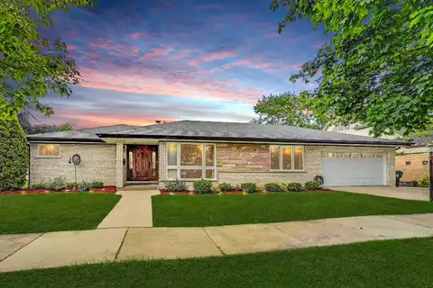 835 TOMAWADEE Lane, Park Ridge, IL 60068