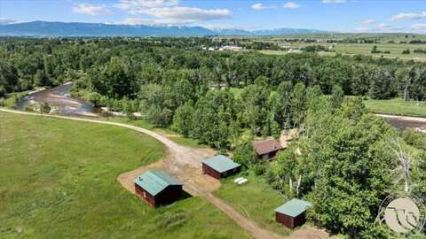 45 Carbon Ave, Roberts, MT 59070