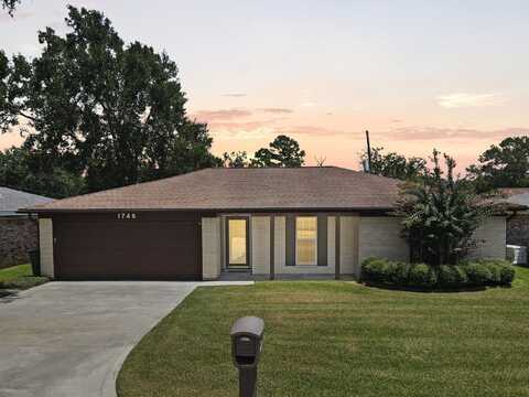1745 Shirley Cicle, Beaumont, TX 77707