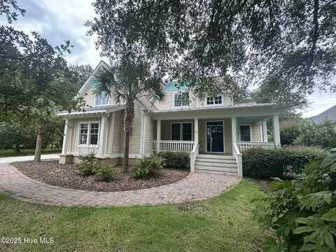 786 Skipjack Circle, Southport, NC 28461