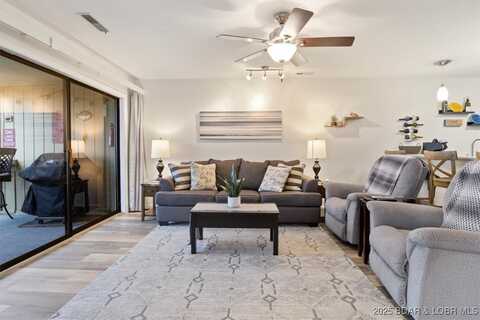 2500 Bay Point Lane unit: 232, Osage Beach, MO 65065