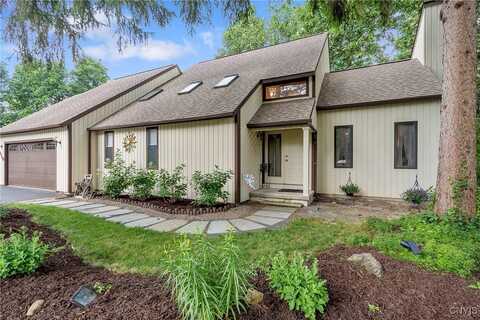 6310 Yulewood Circle, Cicero, NY 13039
