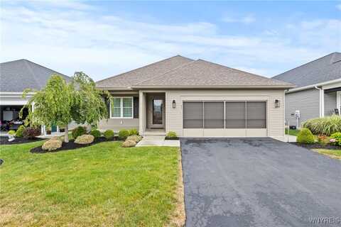 11 Henslow, Lancaster, NY 14086