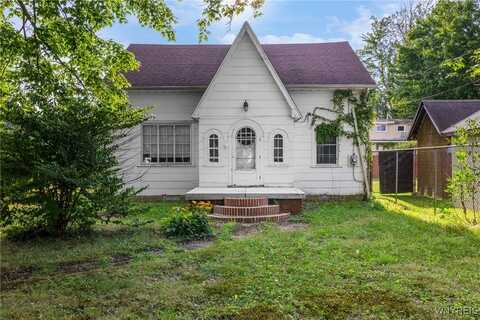 6880 Wellington Drive, Evans, NY 14047