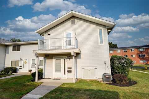 584 Eastbrooke Lane, Brighton, NY 14618