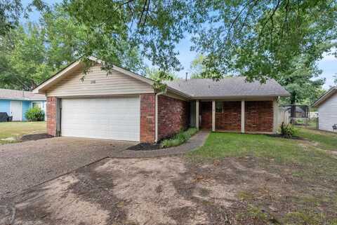 306 Club Lane, Conway, AR 72034
