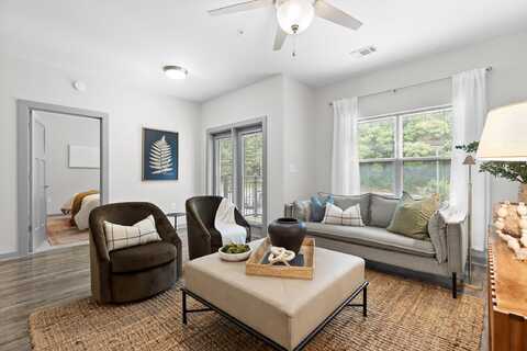 782 Riverfront Parkway, Chattanooga, TN 37402