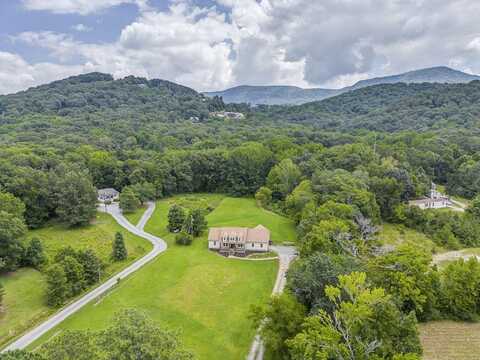 1041 Ga-52, Chatsworth, GA 30705