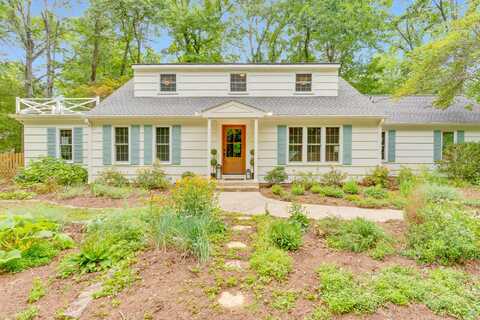 101 Grayson Road, Signal Mountain, TN 37377