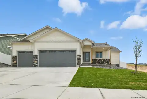 5117 LASSO DR, Cheyenne, WY 82009