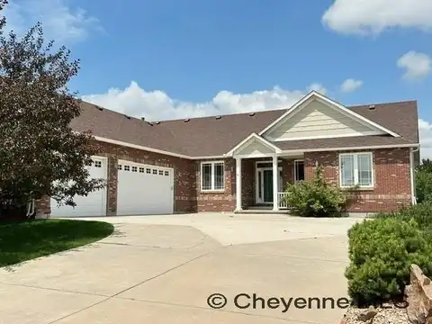 622 STERLING DR, Cheyenne, WY 82009