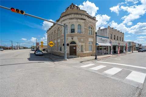 201 E Sinton Street, Sinton, TX 78387