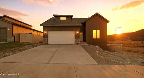 6631 Portrush Dr, Rathdrum, ID 83858