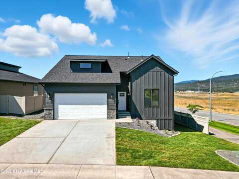 6631 Portrush Dr, Rathdrum, ID 83858
