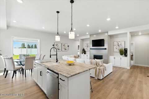 6777 N Coeur Terre Blvd, Coeur D Alene, ID 83814