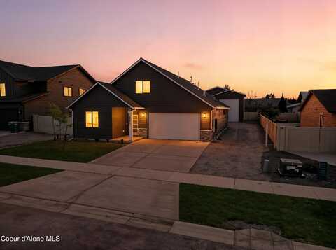 6696 Portrush Dr, Rathdrum, ID 83858